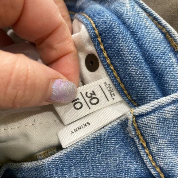 Loft Light Wash Raw Hem Skinny Jeans Size 30 High Rise Stretch Denim Pants - Picture 7 of 8